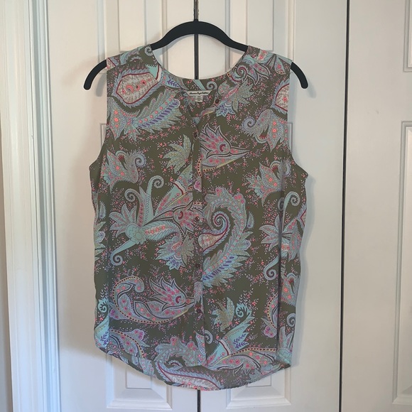AEO paisley button up tank - Picture 4 of 8